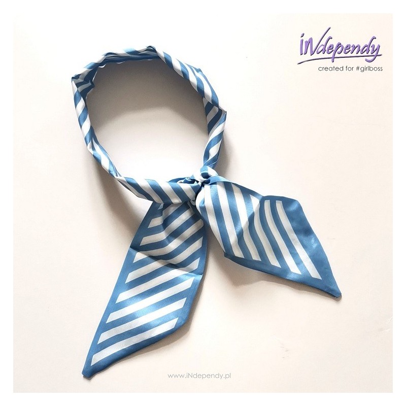 Satynowy szalik w białoniebieskie paski – elegancka gawroszka na szyję i włosy