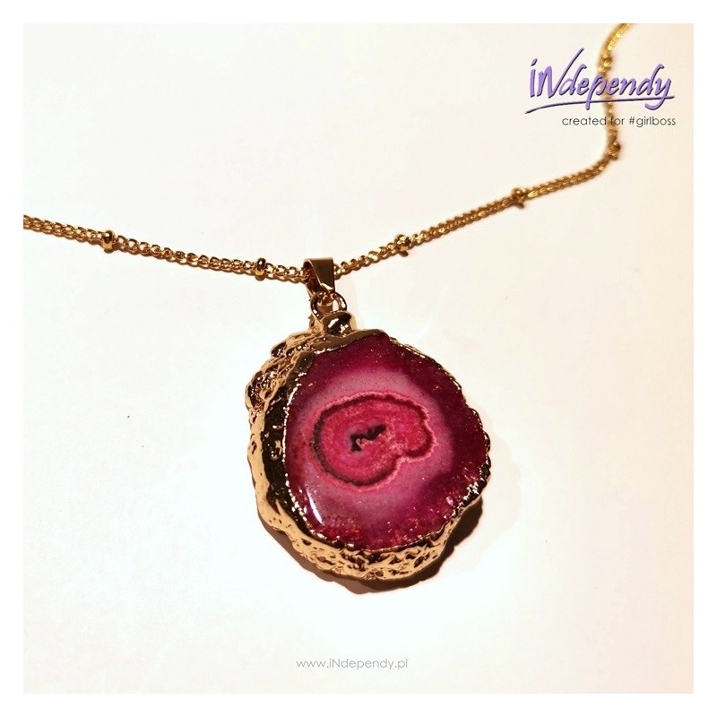Złoty naszyjnik z naturalnym różowym agatem | polskie rękodzieło