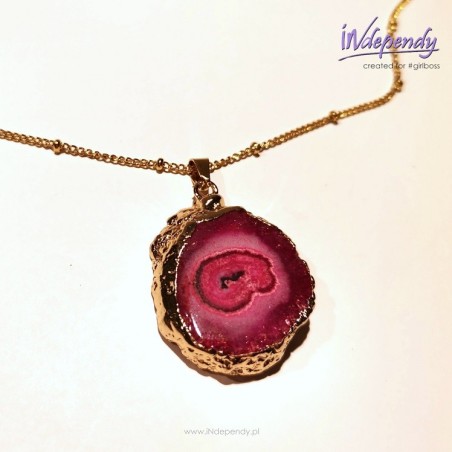 Złoty naszyjnik z naturalnym różowym agatem | polskie rękodzieło