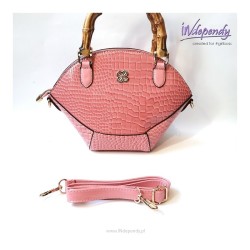 Zestaw: lakierowana torebka damska, satynowa chusta i breloczek