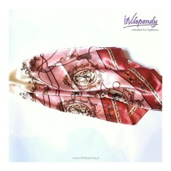 Zestaw: lakierowana torebka damska, satynowa chusta i breloczek