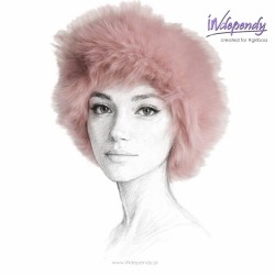 Toczek damski z imitacji króliczego futra – modny dodatek