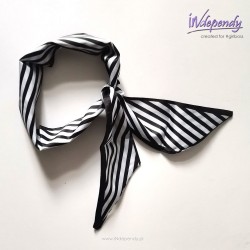 Wąska gawroszka do koszuli – klasyczne paski