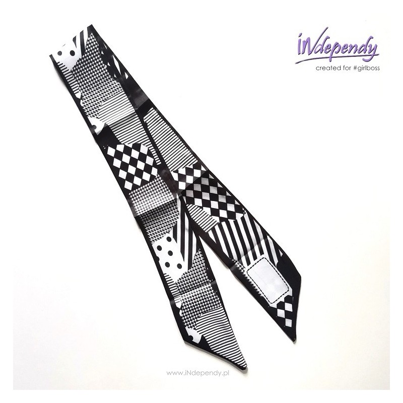 Chustka na szyję satynowa – czarno-biały patchwork wzorów