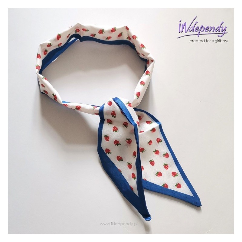 Gawroszka damska – owocowy wzór w odcieniach niebieskiego i beżu