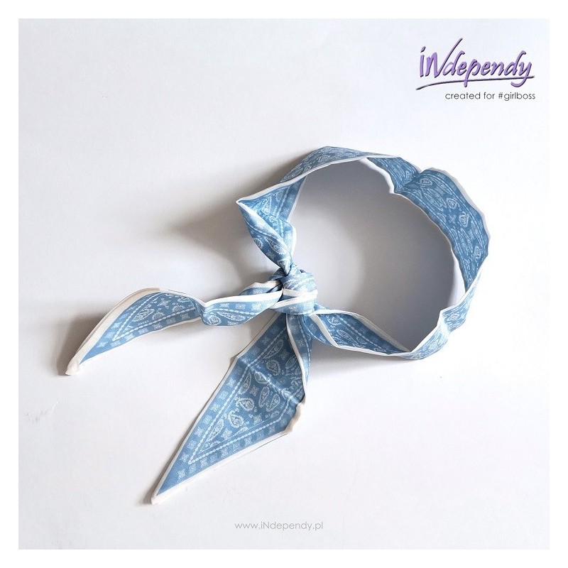 Gawroszka damska – romantyczny baby blue z beżowymi wzorami