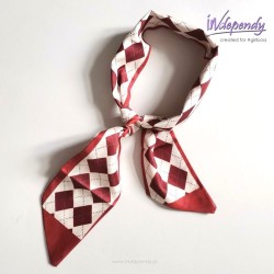 Wąski szaliczek damski – beżowy w brązowe romby