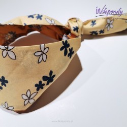 Satynowa gawroszka damska dwustronna – kwiatowy szaliczek