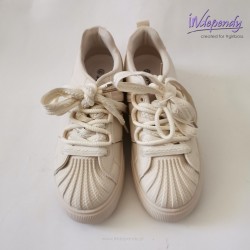 Kremowe sneakersy damskie z gumowym noskiem | Modne buty casual
